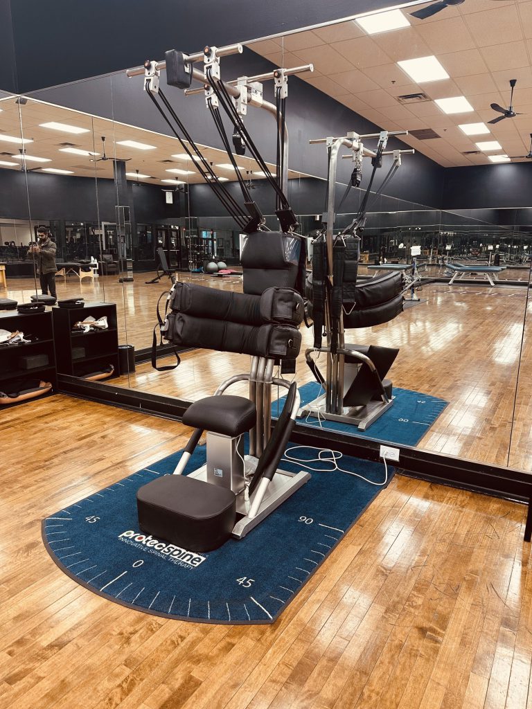 Spinal decompression and recovery suite at Club Five Health in Libertyville, IL